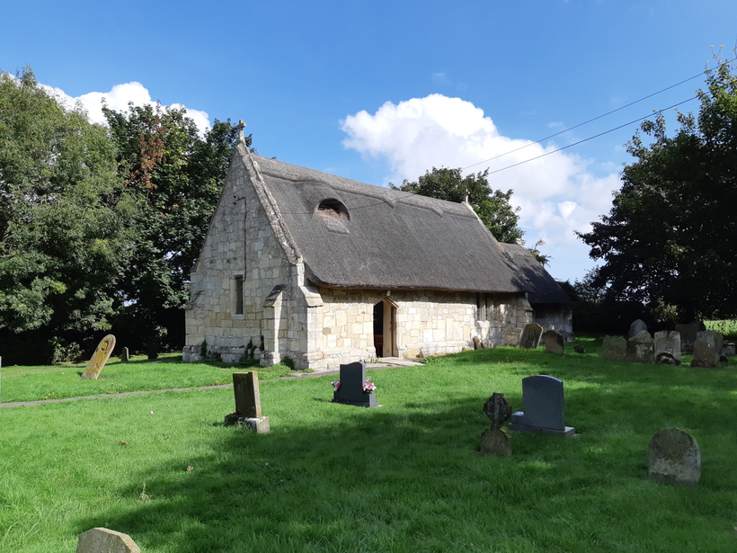 St Peter at Markby – The Only Thatched Church in Lincolnshire